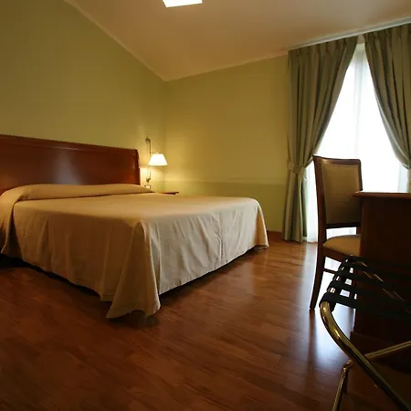 L' Anfora Hotel 4*