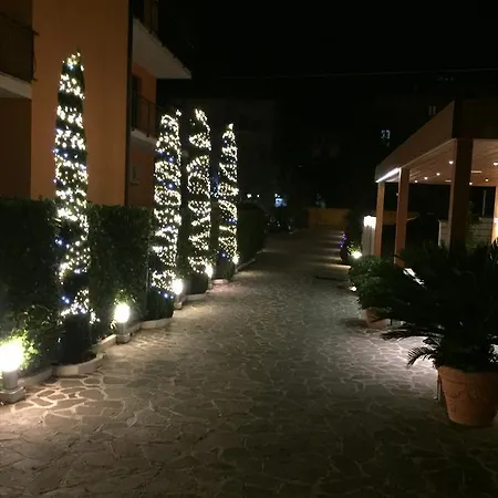 מלון L' Anfora 4*